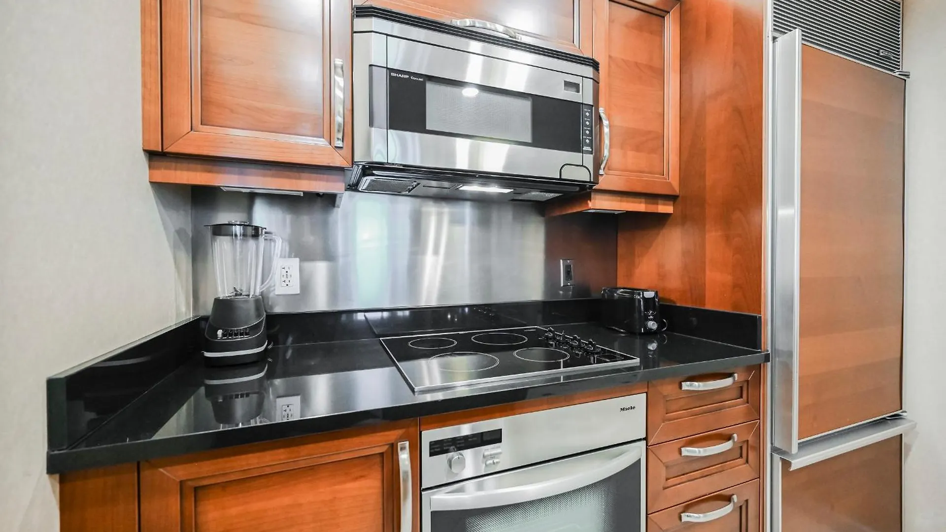 Signature Rental By Owner Direct Las Vegas Aparthotel