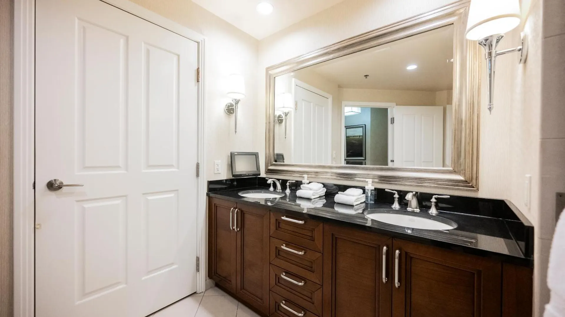 Apart-hotel Signature Rental By Owner Direct Las Vegas