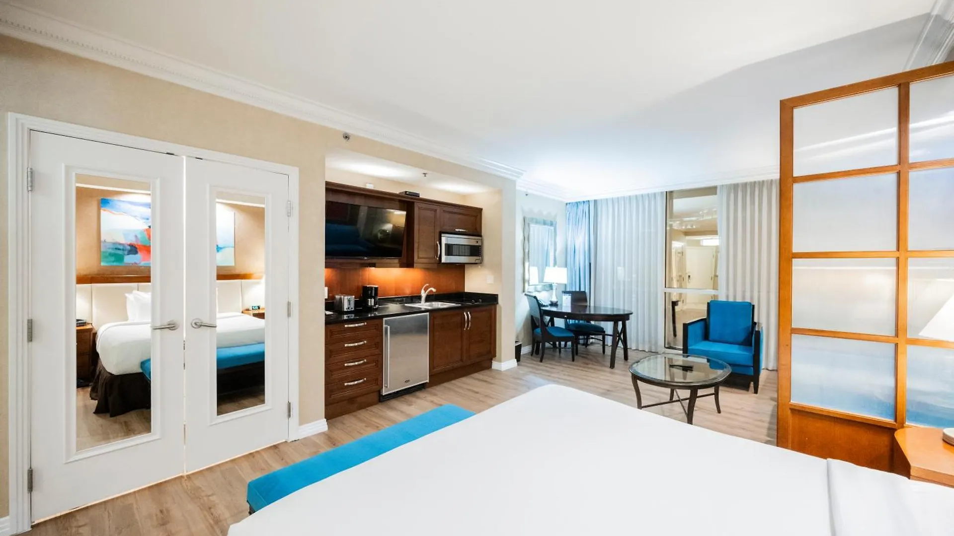 Signature Rental By Owner Direct Las Vegas Aparthotel
